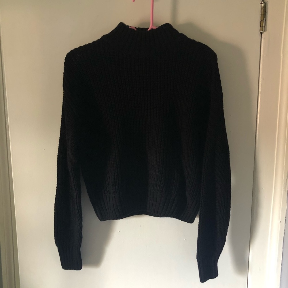 H&M cropped mock neck sweater